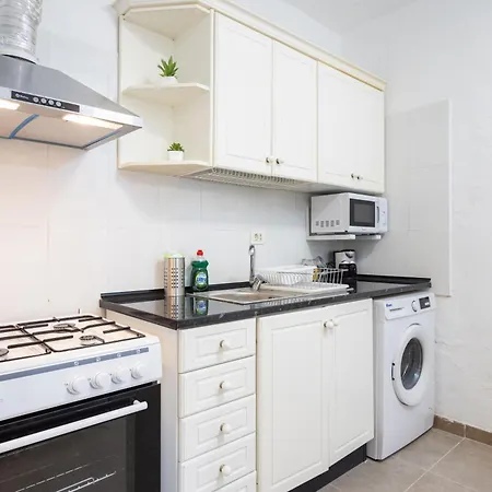 Appartement Home2book Charming With Interior Patio